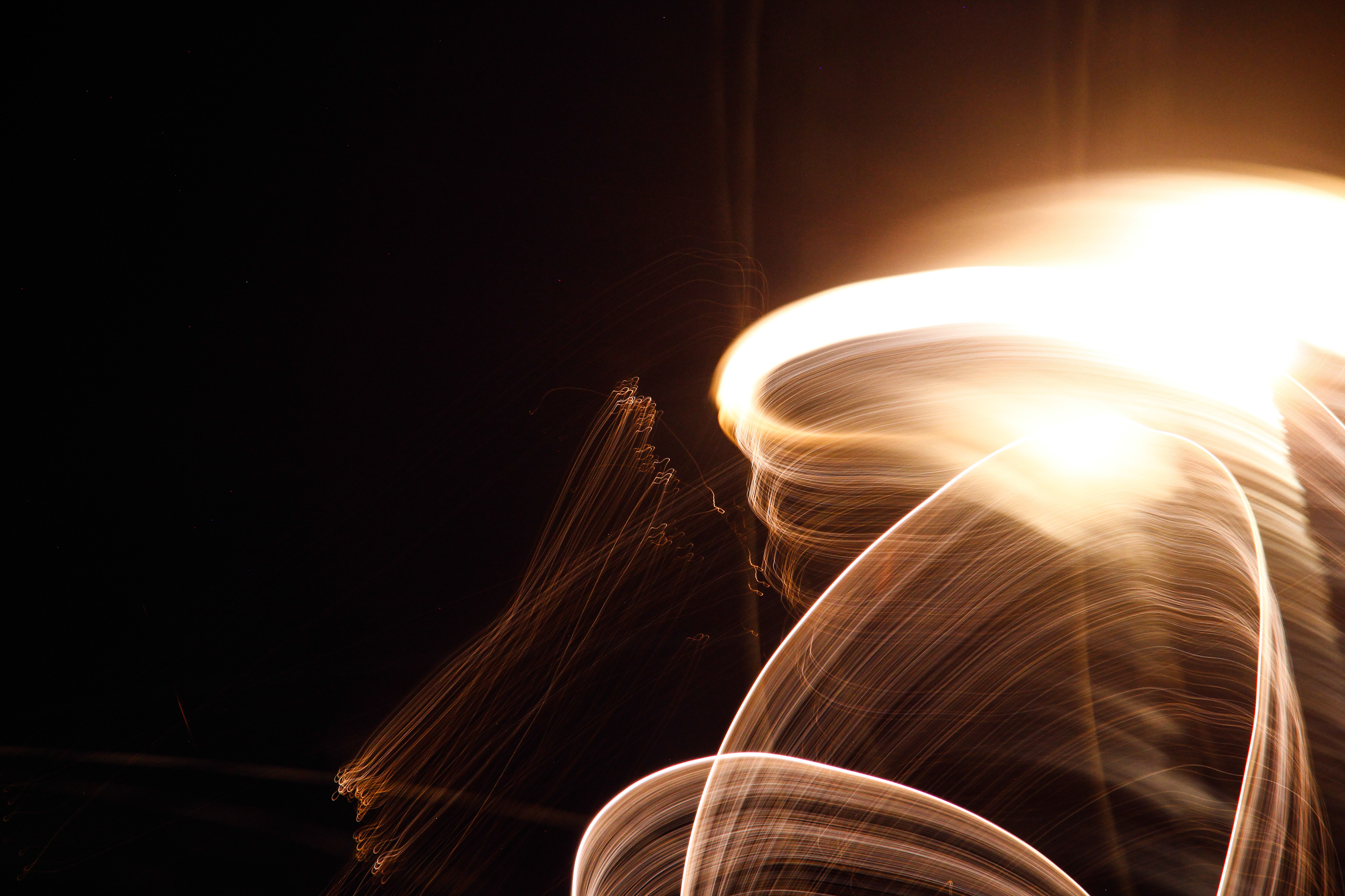 Light Swirl Texture Glow Blur Long Exposure Lamp Gold Desktop Background