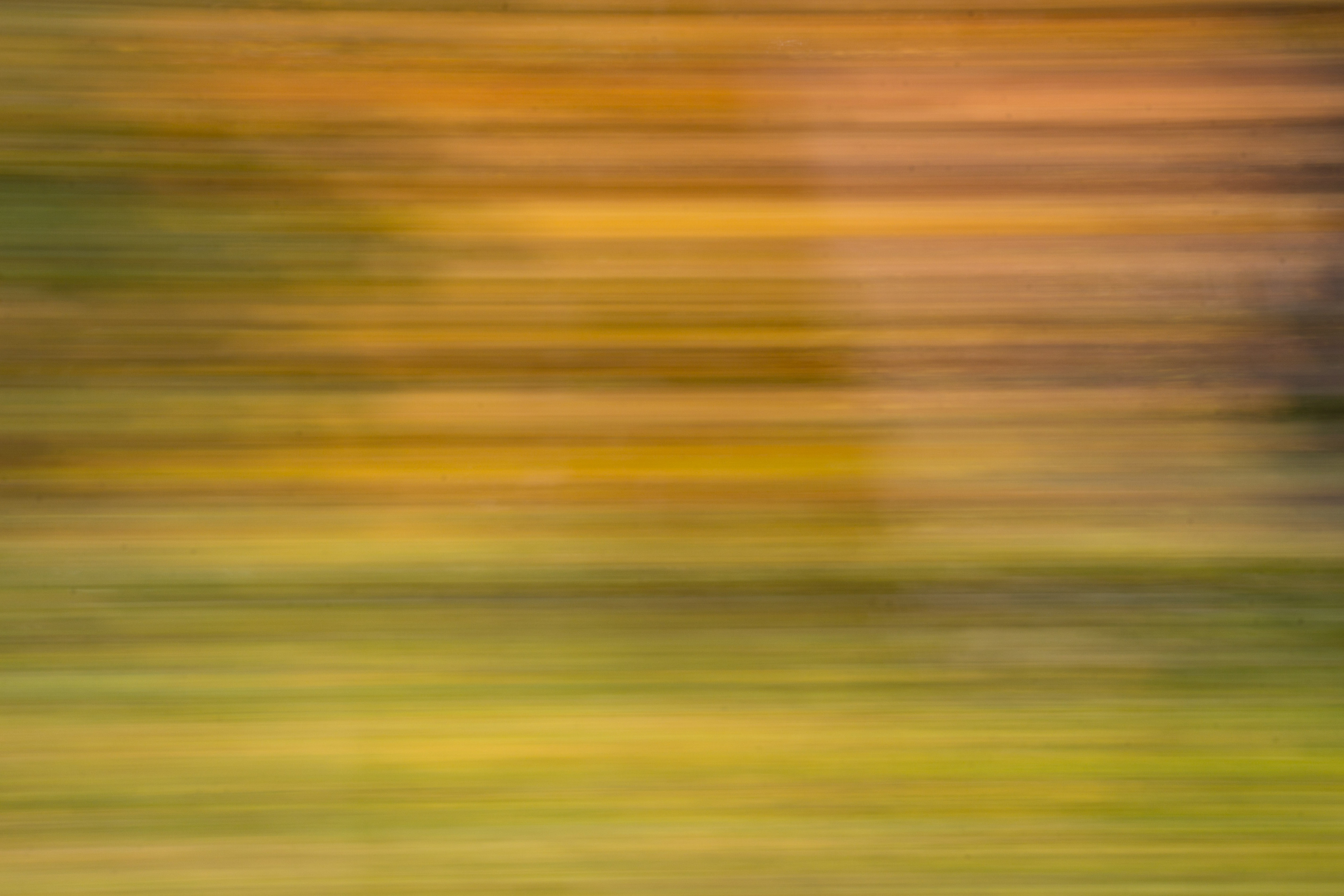 Light Texture Minimal Blur Streak Orange Green Desktop Wallpaper