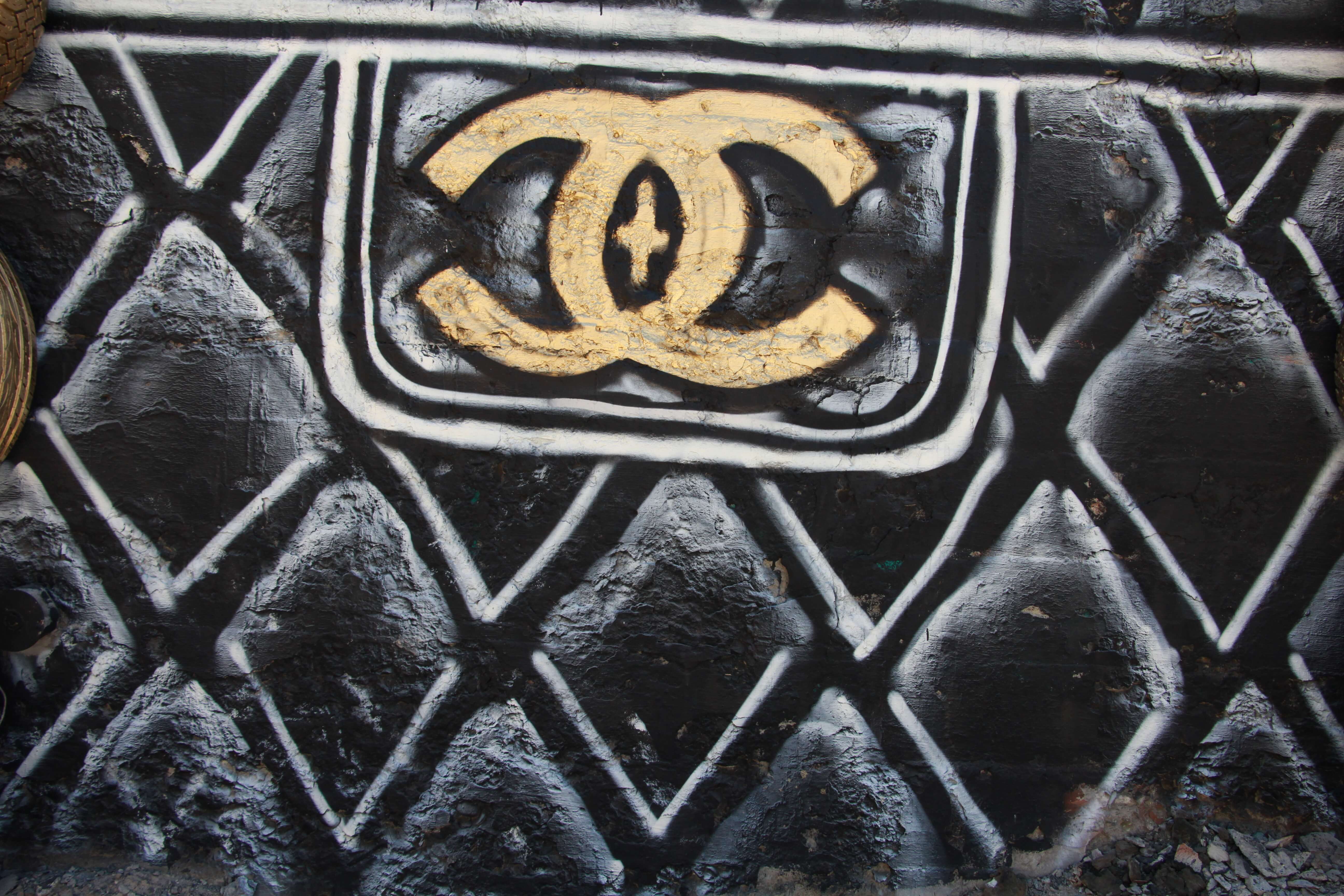 Chanel Women Purse Spray Painted Graffiti Wall