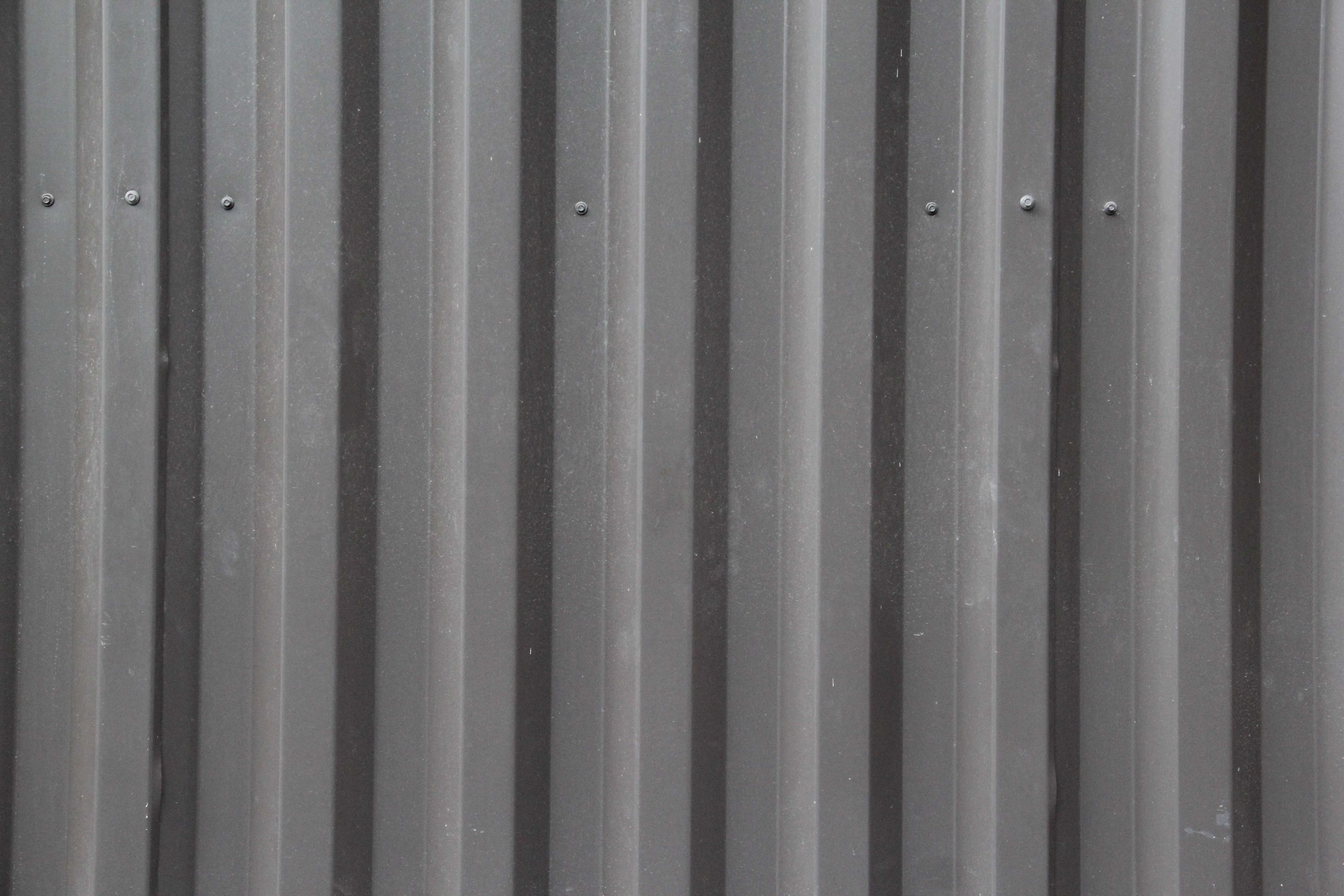 Metal Corrugated Vertical Pattern