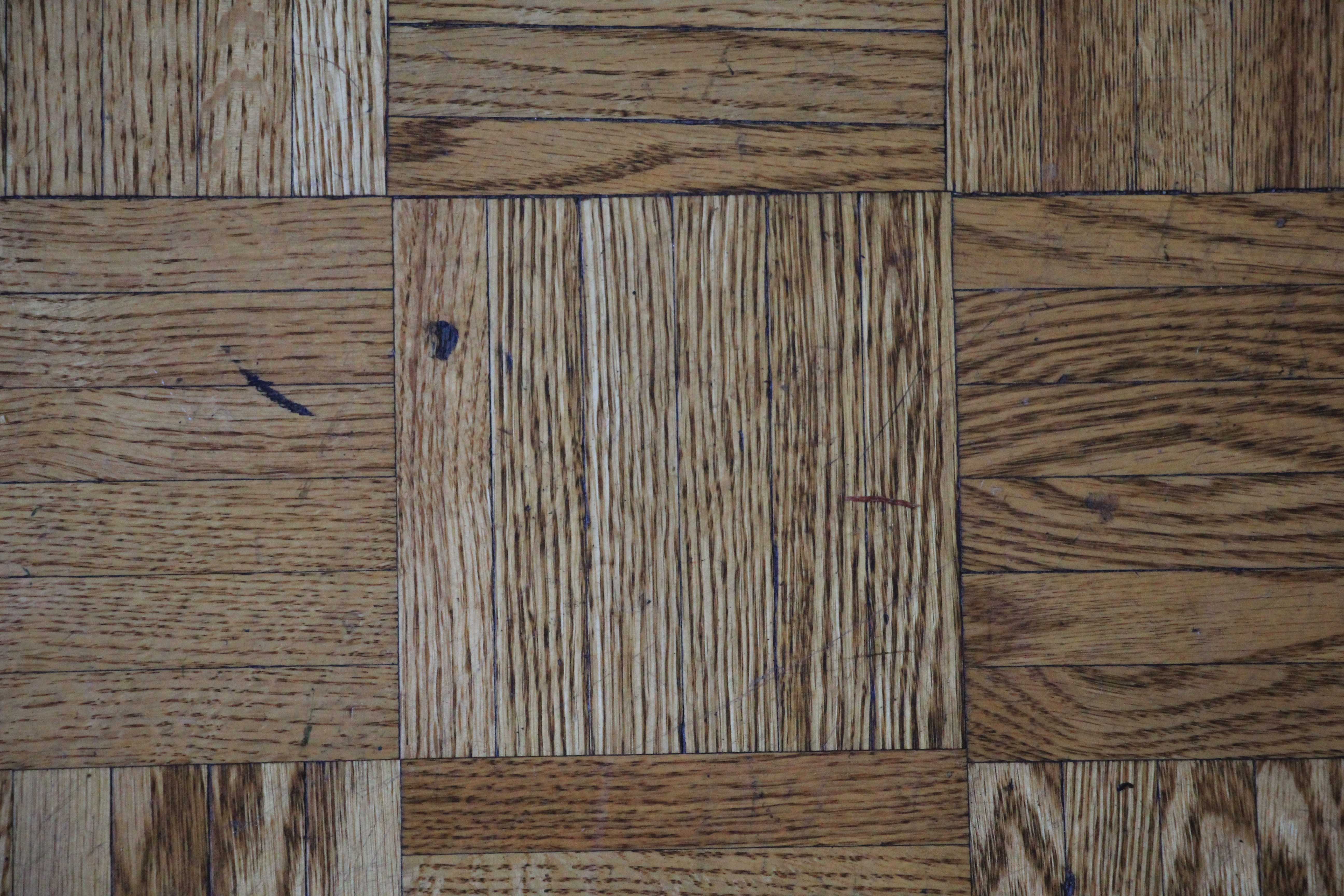 Wood Texture Tiles Floor With Rectangular Shapes